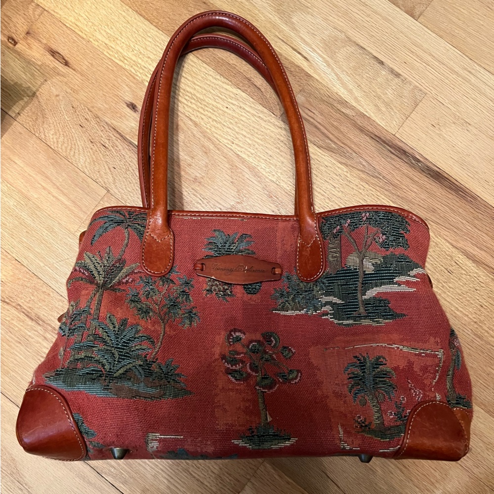 Tommy Bahama purse